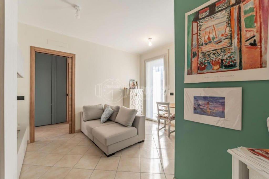 Bright And Lovely Apartment Close To The Centre Milan Luaran gambar